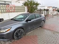 نيسان ألتيما